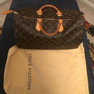 💯 Authentic Louis Vuitton Speedy 40